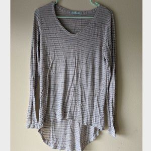 Long Sleeve V-Neck Top